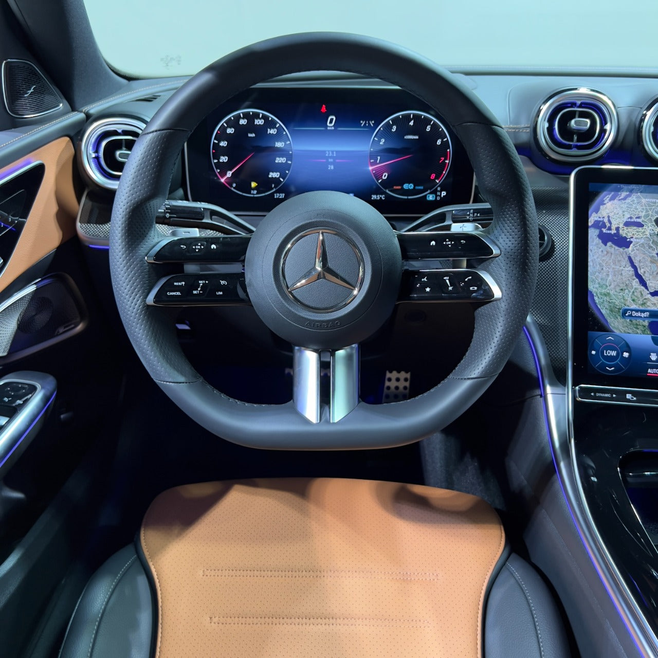 2015 MercedesBenz CClass C250 AMG Line Avantgarde  Interior  Caricos